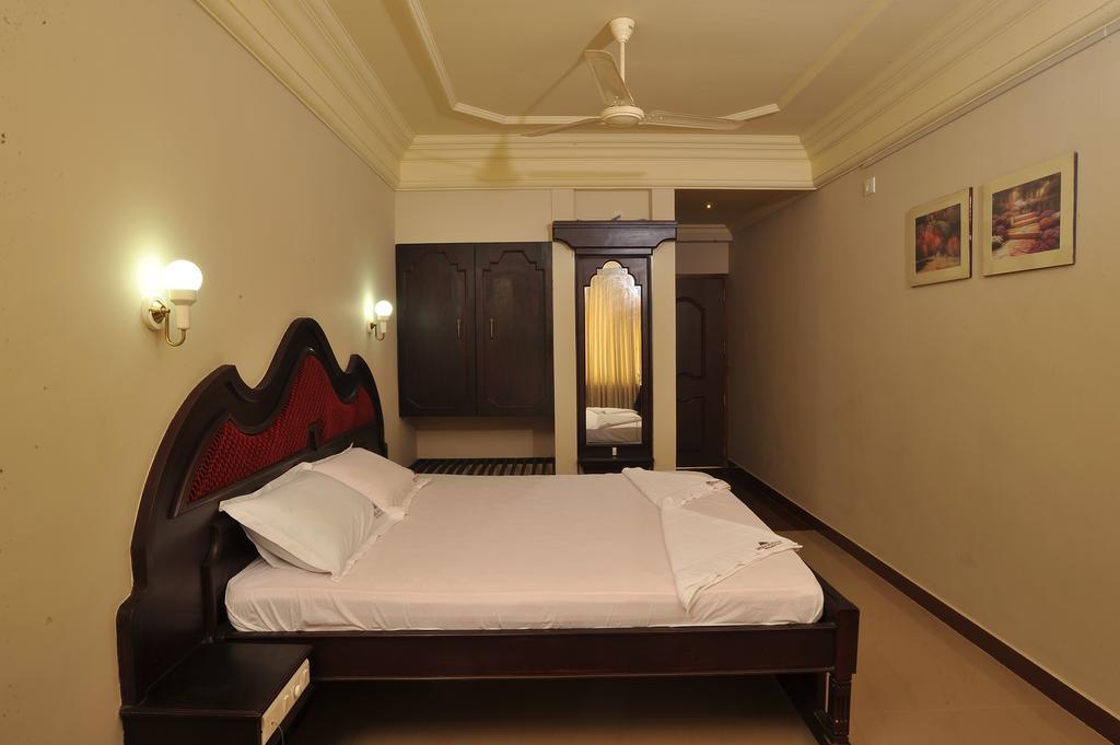 Indraprastha Beach Resort Varkala Exterior foto